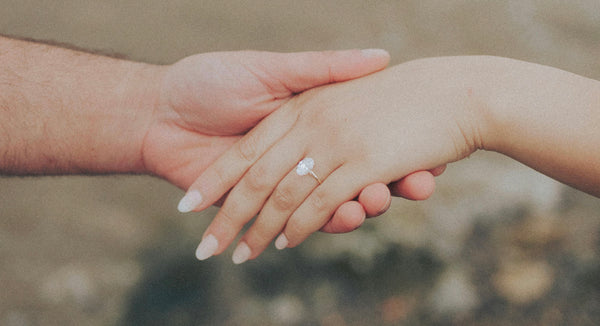 Finding-the-perfect-ring-for-your-girl