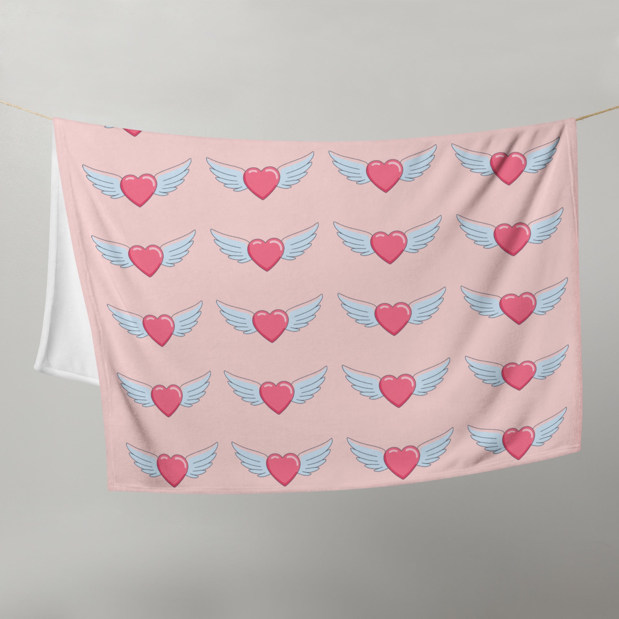 Wingy-heart-throw-blanket-50x60